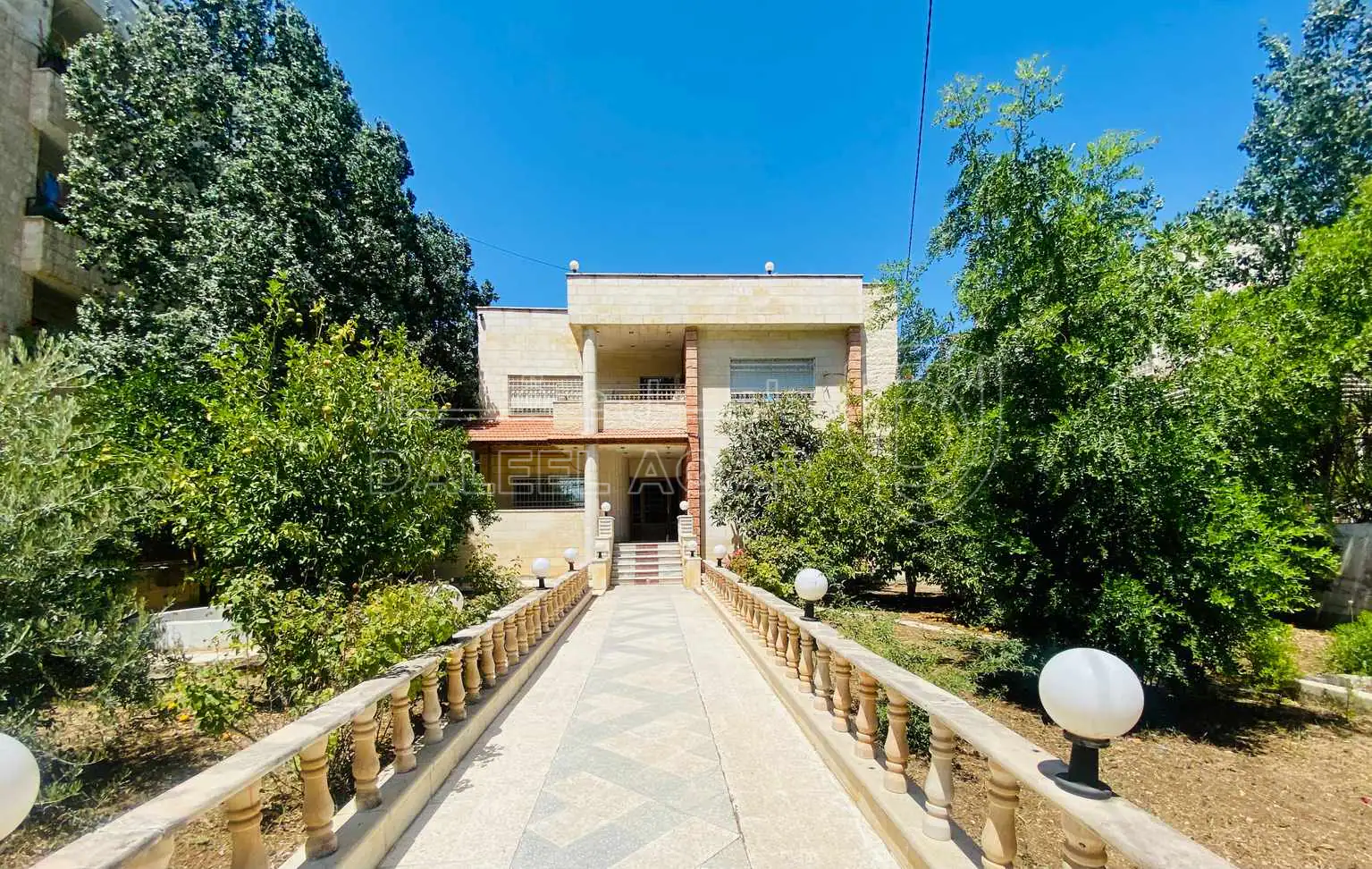 فيلا/منزل في بيت مستقل للبيع قرب مسجد سامراء - 180,000 دأ - صورة 1